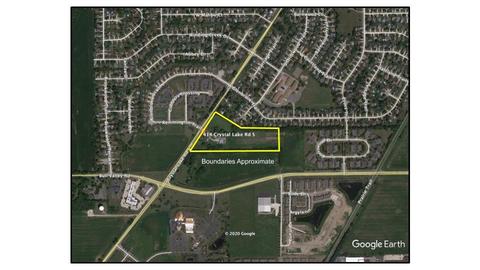 414 S Crystal Lake Rd, Mchenry, IL 60050
