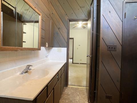 302 E Metzen St, Harvard, IL 60033 photo 14