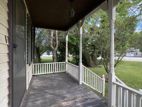 302 E Metzen St, Harvard, IL 60033 photo 3