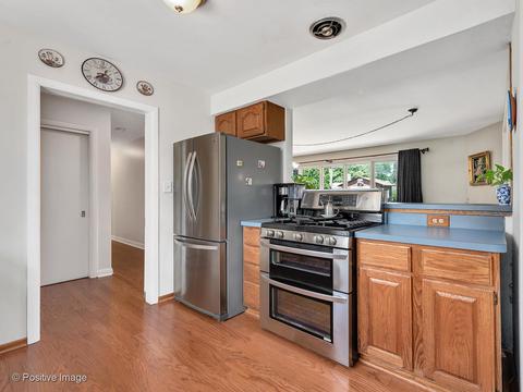 521 Ranch Rd, Wheaton, IL 60187 photo 10
