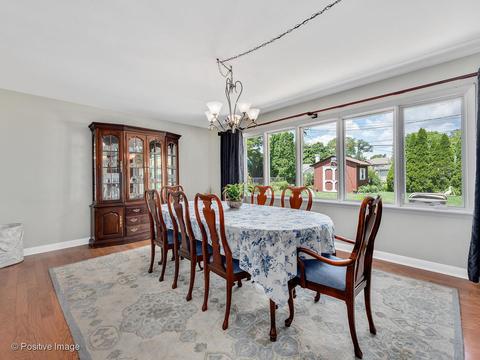 521 Ranch Rd, Wheaton, IL 60187 photo 6
