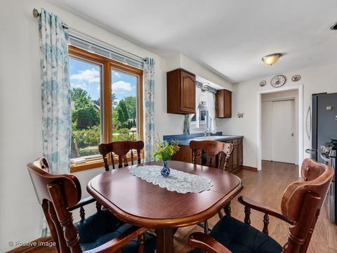 521 Ranch Rd, Wheaton, IL 60187 photo 11