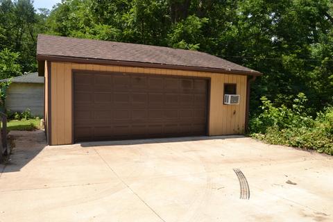 2 Park Pl, Peru, IL 61354 photo 7