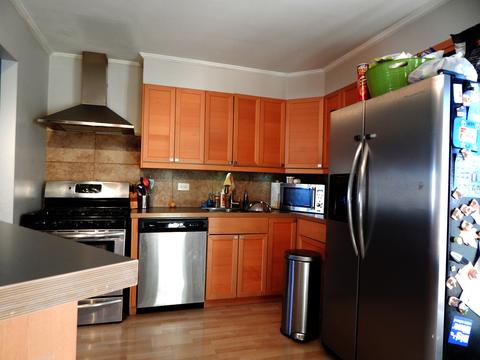 905 Washington Blvd, Hoffman Estates, IL 60169 photo 2