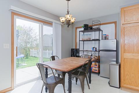 517 Wild Turkey Ln, Normal, IL 61761 photo 6