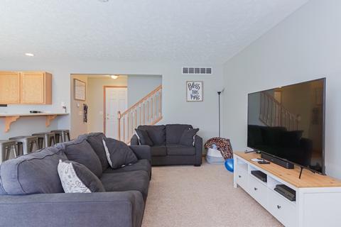 517 Wild Turkey Ln, Normal, IL 61761 photo 3