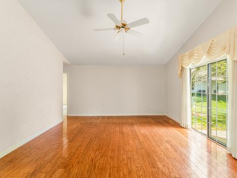 21346 Silktree Cir, Plainfield, IL 60544 photo 3