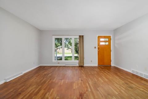 725 Dale St, Normal, IL 61761 photo 4