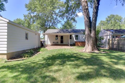 725 Dale St, Normal, IL 61761 photo 27