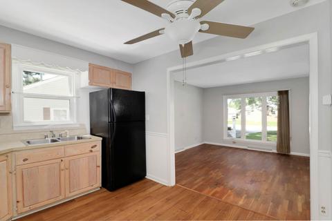 725 Dale St, Normal, IL 61761 photo 8