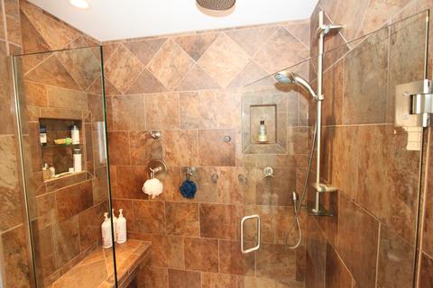 1912 Hackberry Rd, Bloomington, IL 61704 photo 12