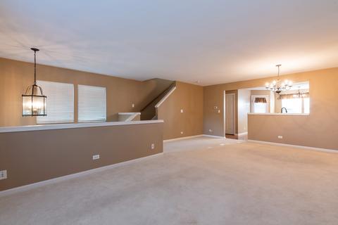 2508 Emily Ln, Elgin, IL 60124 photo 6