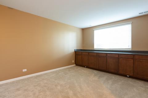 2508 Emily Ln, Elgin, IL 60124 photo 15