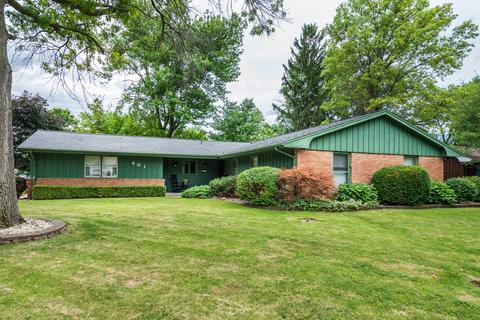 401 Bradley Ln, Normal, IL 61761 photo 1