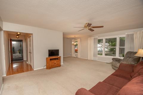 401 Bradley Ln, Normal, IL 61761 photo 10