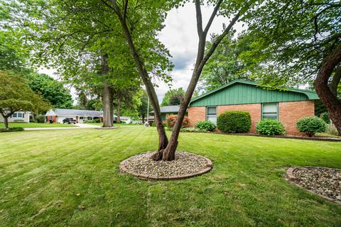 401 Bradley Ln, Normal, IL 61761 photo 3