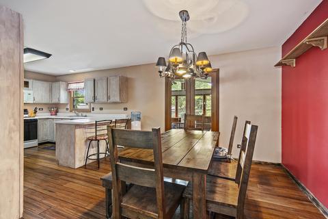 5007 Maplehill Dr, Mchenry, IL 60050 photo 5