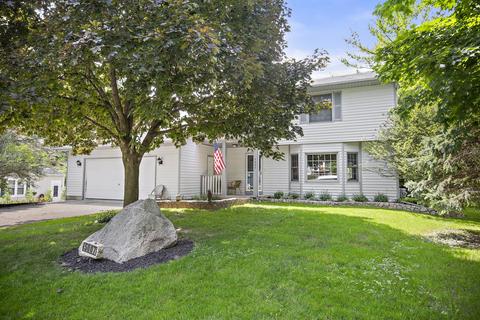 5007 Maplehill Dr, Mchenry, IL 60050 photo 1