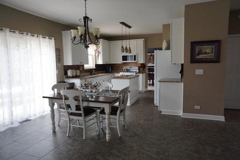 2485 Cushing Ln, Aurora, IL 60503 photo 8
