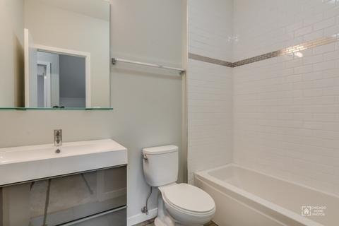1146 W 19th St #E, Chicago, IL 60608 photo 13