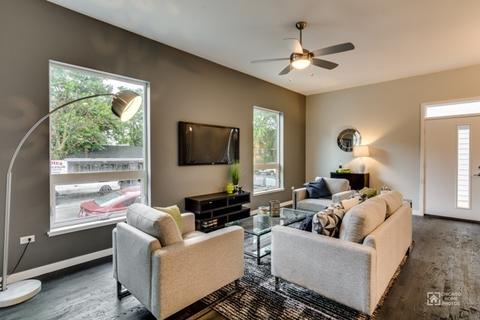 1146 W 19th St #E, Chicago, IL 60608 photo 2