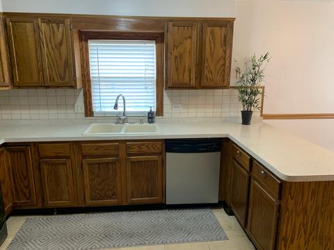 8138 Salisbury Ave, Lyons, IL 60534 photo 10