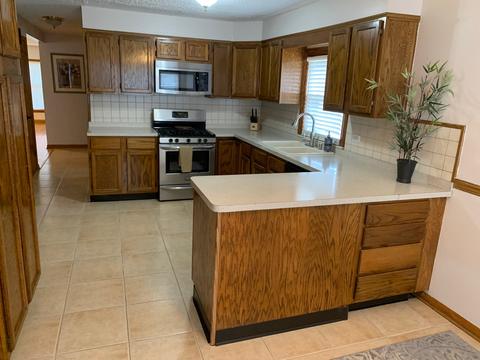 8138 Salisbury Ave, Lyons, IL 60534 photo 11