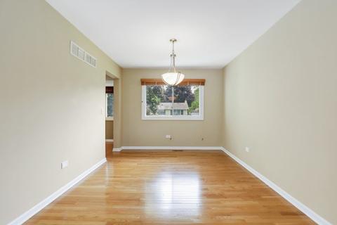 941 Rose Ln, Wheeling, IL 60090 photo 6