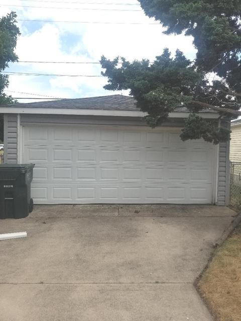 14749 Memorial Dr, Dolton, IL 60419 photo 13