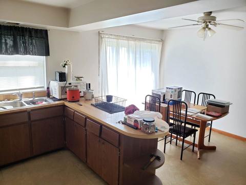 7707 Thomas Ave, Bridgeview, IL 60455 photo 7