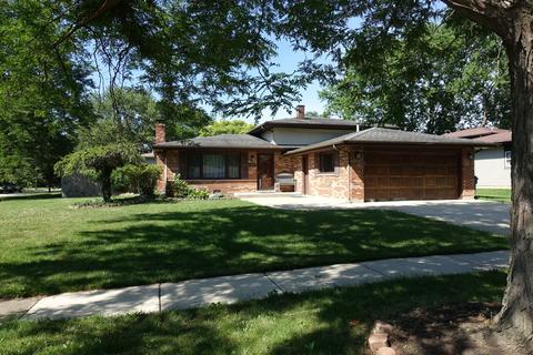 621 Juniper Ln, Bartlett, IL 60103 photo 1