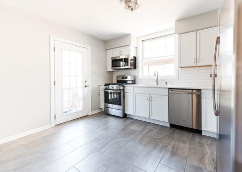 10842 S Artesian Ave, Chicago, IL 60655 photo 8
