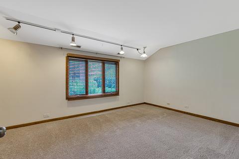 303 Clinton Ct, Wheaton, IL 60187 photo 21