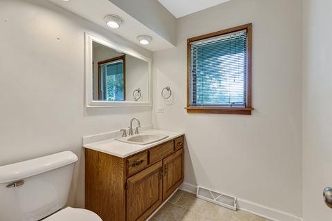 303 Clinton Ct, Wheaton, IL 60187 photo 11