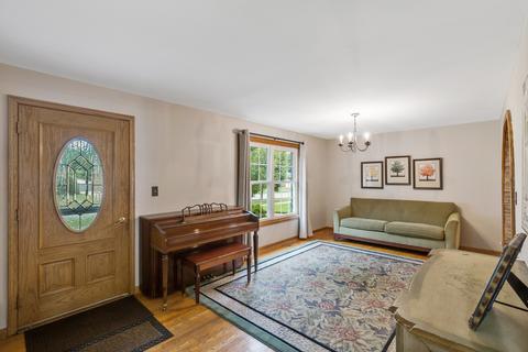 214 N Maple St, Mount Prospect, IL 60056 photo 3