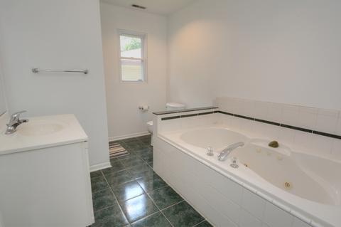 1003 Obrien St, Harvard, IL 60033 photo 23