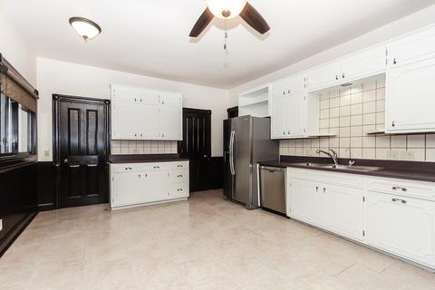 114 Crighton Ave, Elgin, IL 60123 photo 10