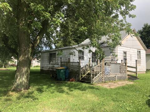 217 4th St, Standard, IL 61363 photo 1