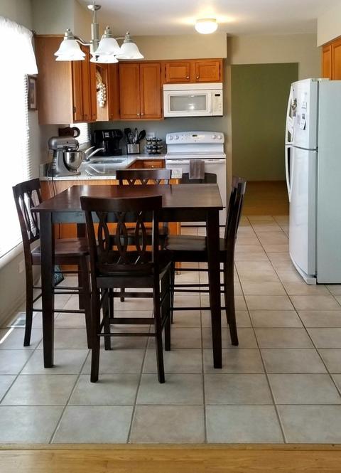 1499 Yew Ct, Gurnee, IL 60031 photo 8