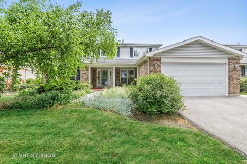 567 Briarwood Dr, Wheeling, IL 60090 photo 1