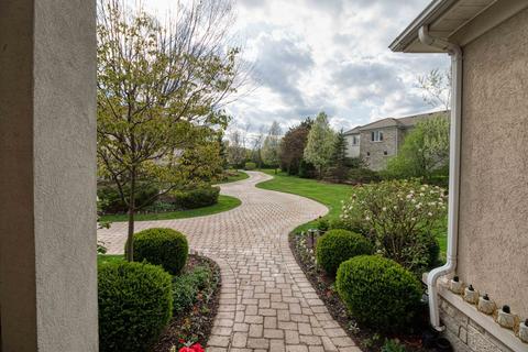 111 Covington Ct, Oak Brook, IL 60523 photo 6