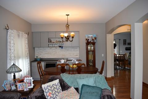 2008 Caton Ridge Dr, Plainfield, IL 60586 photo 4