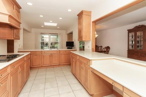 107 W North Ave, Bartlett, IL 60103 photo 10