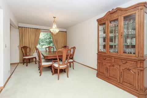 107 W North Ave, Bartlett, IL 60103 photo 8