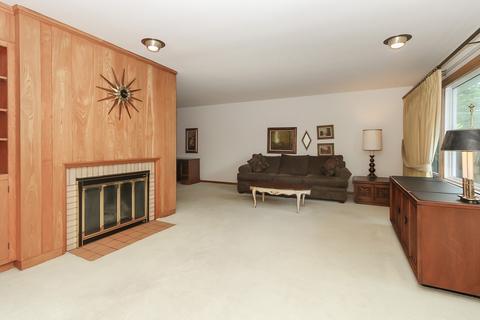 107 W North Ave, Bartlett, IL 60103 photo 3
