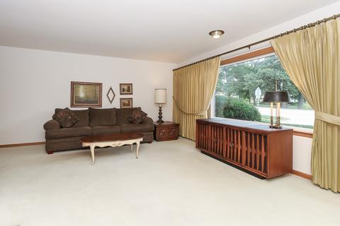 107 W North Ave, Bartlett, IL 60103 photo 4