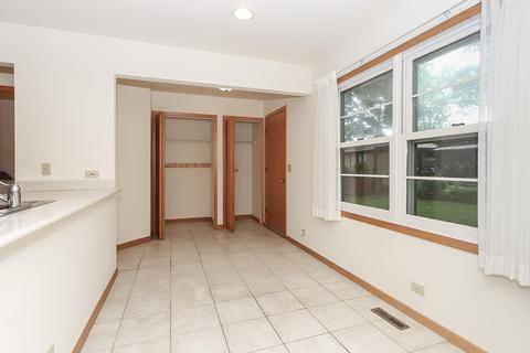 107 W North Ave, Bartlett, IL 60103 photo 14