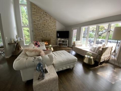 2 S003 Tree Tops Ln, Wheaton, IL 60189 photo 3