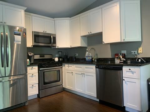 992 Langtry Ct #C, Elgin, IL 60120 photo 2