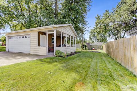 517 Pine Ave, Aurora, IL 60505 photo 19